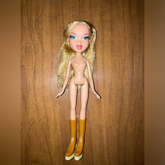 Bratz Fianna Nighty nite - Picture 3 of 3